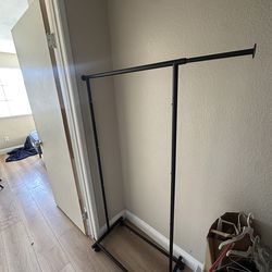 Clothing rack
