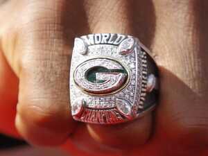 I Have Super Bowl Rings All The Way To The First One, Baseball And Basketball Rings As Well, These  Rings Made Very Well,The Packers 1I’ve Had On 5yrs