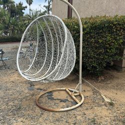 Hanging Chair 