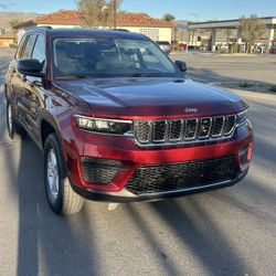 2023 Jeep Laredo 4x4