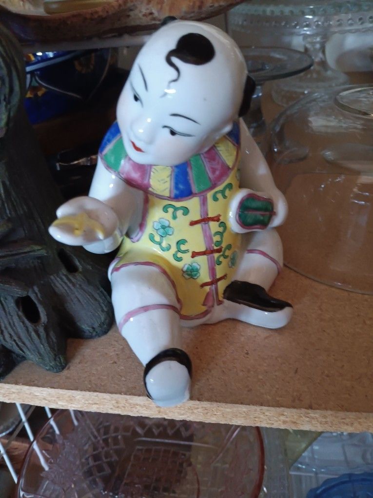 $8 Baby Buddha 1970 Asian Kutani Porcelain 6" Tall