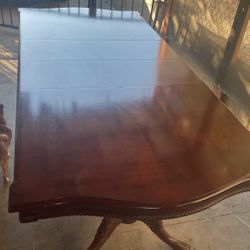 Table 8ft For 6 Chairs 