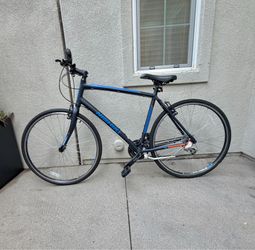 Nishiki Manitoba 21” Shimano Hybrid Bike.