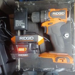 RIDGID R87012 18V Lithium-Ion Brushless 1/2" Cordless Drill Driver - 1 Battery