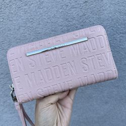 Steve Madden Wristlet Wallet 