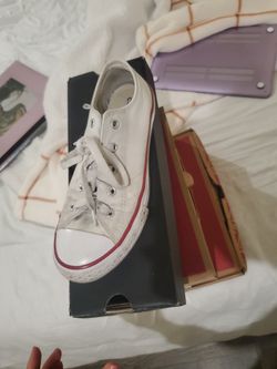 converse youth size 2.5