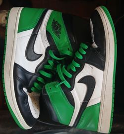 Jordan AJ 1 Mid SE size 8