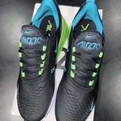 AIR MAX 270
