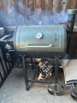 Pit boss smoker