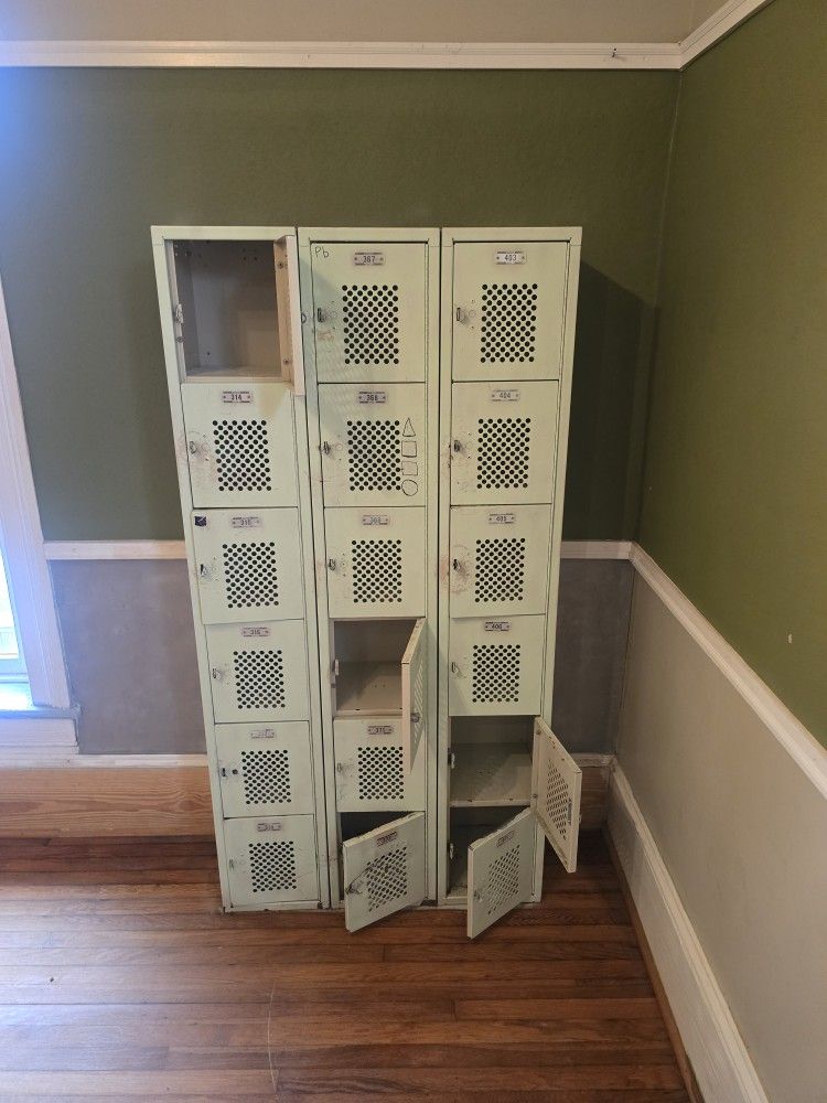 Used Lockers