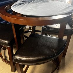 Round Dining Room Table With Chairs