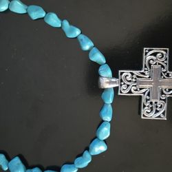 Cross Pendant Necklace 