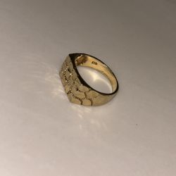 10k Gold Rectangle Flat Nugget Ring 