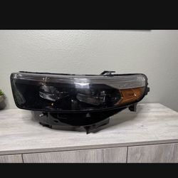 2020-2024 Ford Explorer Hid headlight Left  OEM 