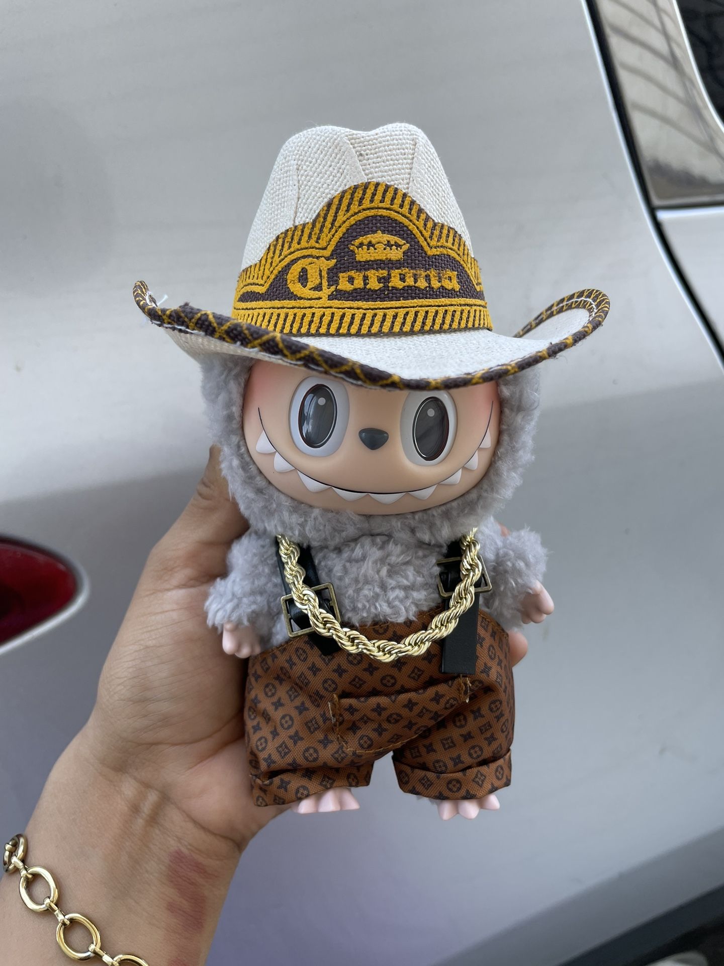Labubu Outfit