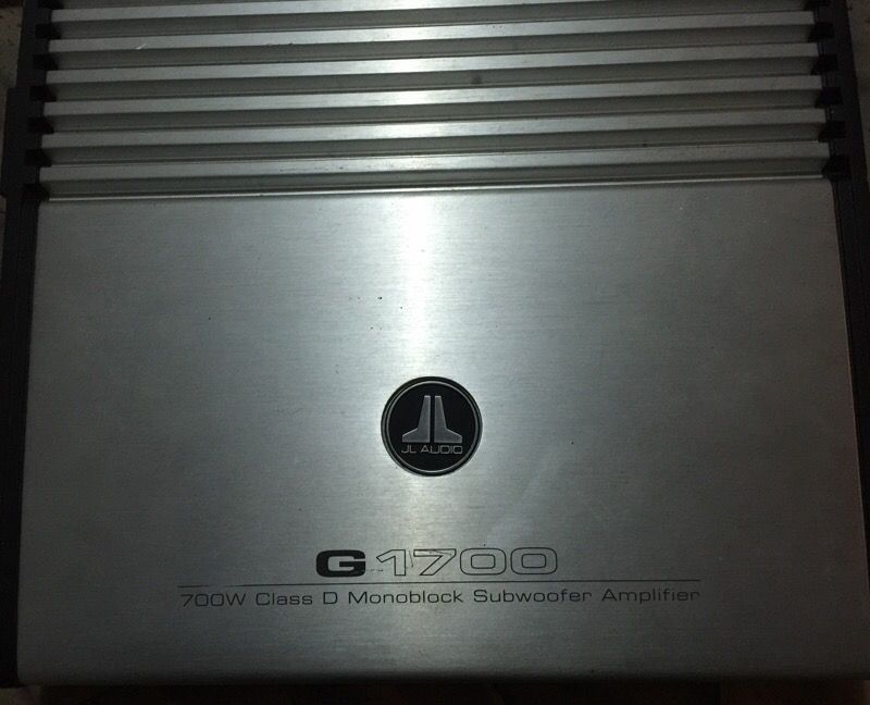 JL Audio G1700 car audio amplifier