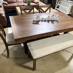 New Farmhouse 7 Piece Dining Set with Bench Seating