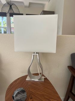 Set of 2 table and standing lamp