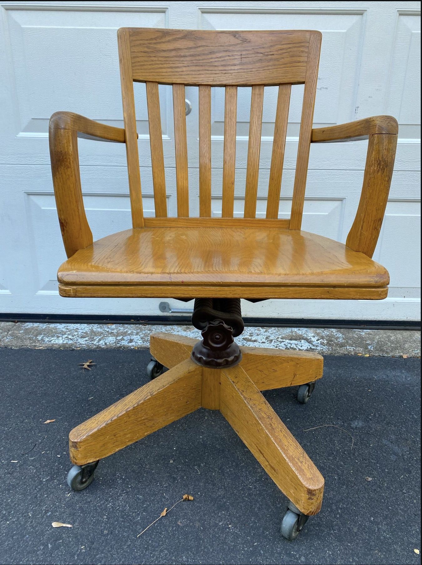 Vintage Oak Banker’s Office Swivel Arm Chair 