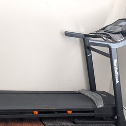 NordicTrack C 1070 Pro treadmill, 3.0 CHP motor