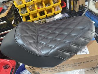 Harley 48 Seat