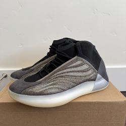 Size 11.5 - adidas Yeezy Quantum Barium VNDS 