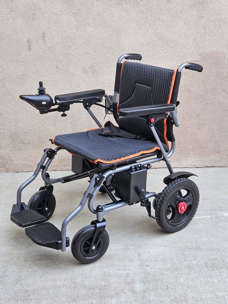  Folding Lightweight Electric Wheelchair New Condition