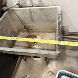 Heavy-duty Concrete Utility/laundry Sink w/Steal Stand-Vintage Extremely Durable 