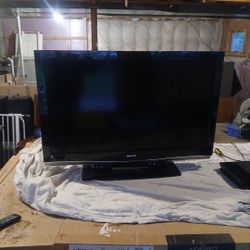 46" Sharp TV 1080p