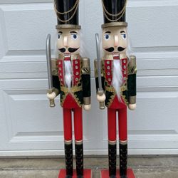 Pair Of Nutcracker Soldiers 