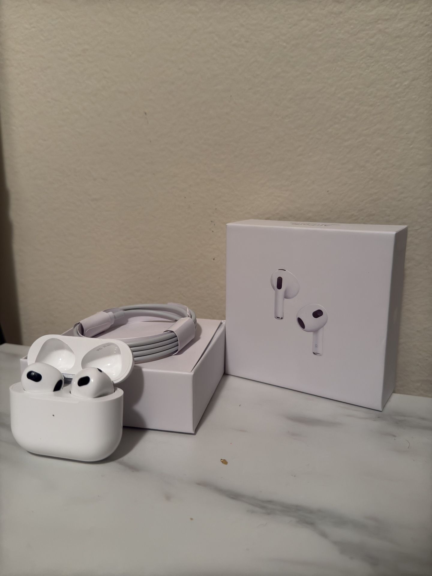 Apple AirPods 3rd Generation