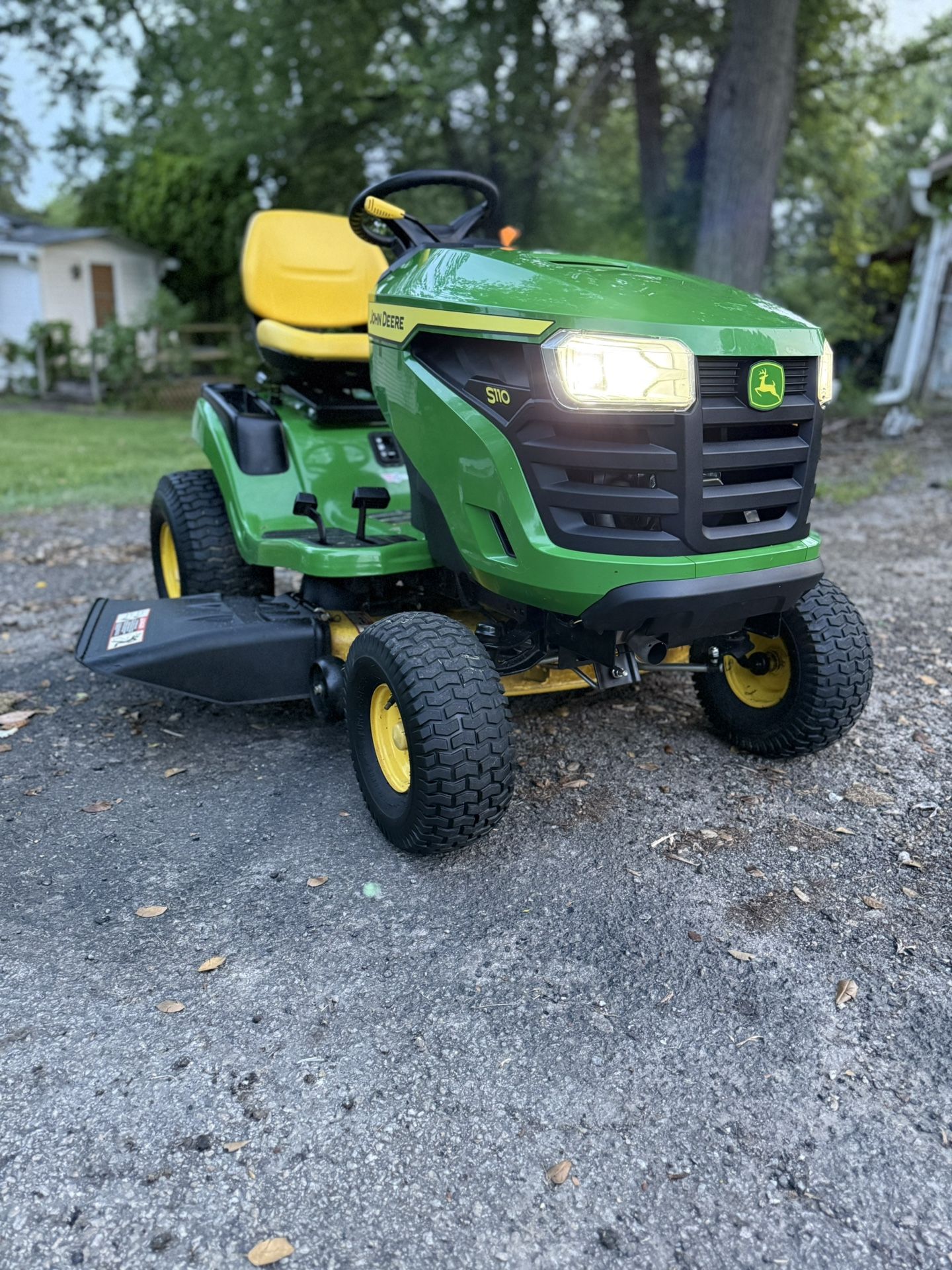 2022 John Deere S-110 Riding Mower