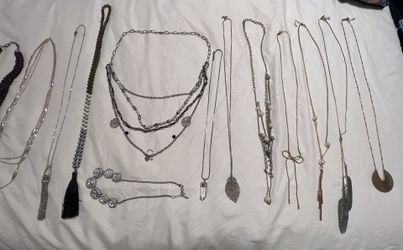 14 Beautiful Necklaces