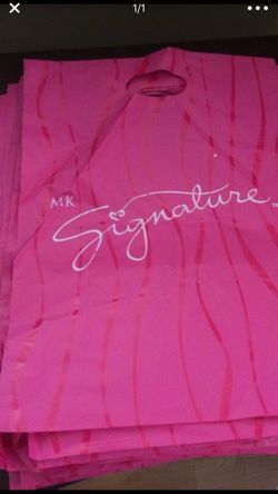 Mary Kay signature bags Quantity of 14