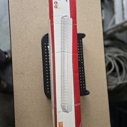 Hyper Tough Solar Shop Light