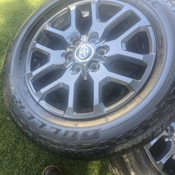 4 TOYOTA TUNDRA 20" RIMS&TIRES 