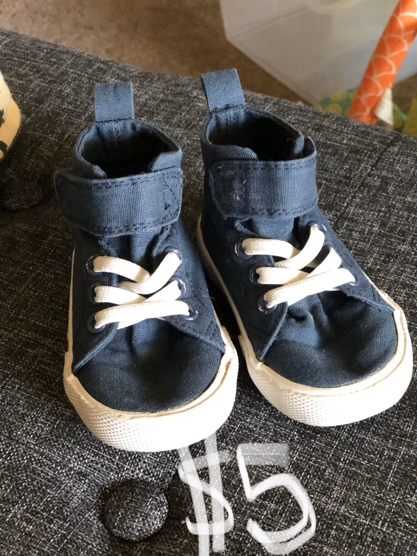 Baby toddler shoes size 4