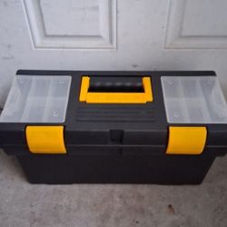 Toolbox "Plactic" Yes, Available 