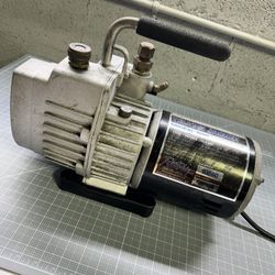 YELLOW JACKET REFRIG EVACUATION VACUUM PUMP