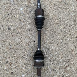 2014-2015 Infiniti Q60 front right axle