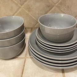 12-Piece Grey Dinnerware Set/Like New