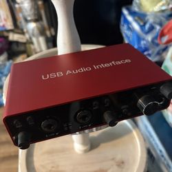 2-Channel USB Audio Interface - Red 