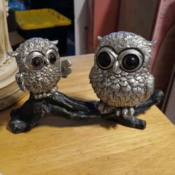 Abodoo Qwl Statue 8.4in Long 4.53  Tall