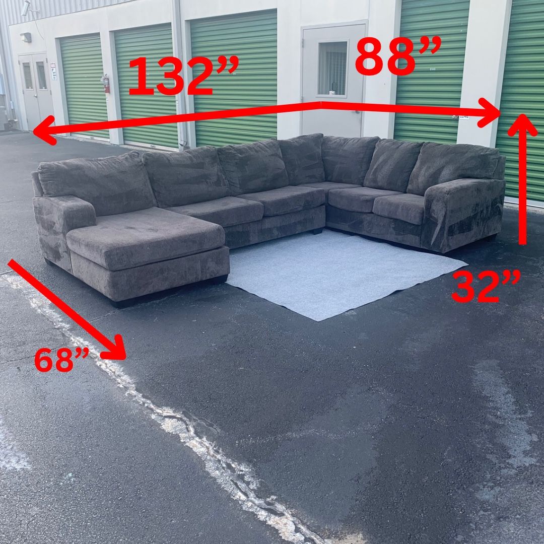 Large Ashley Grey Sectional Couch Set Local Delivery 🚚💨
