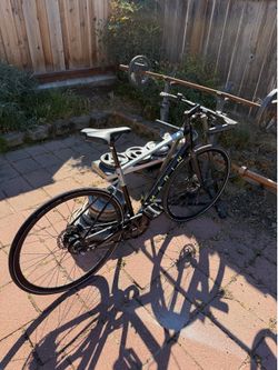 Marin Presidio 3 – Gates Belt Drive – Shimano Nexus 8 Speed – Excellent Condition