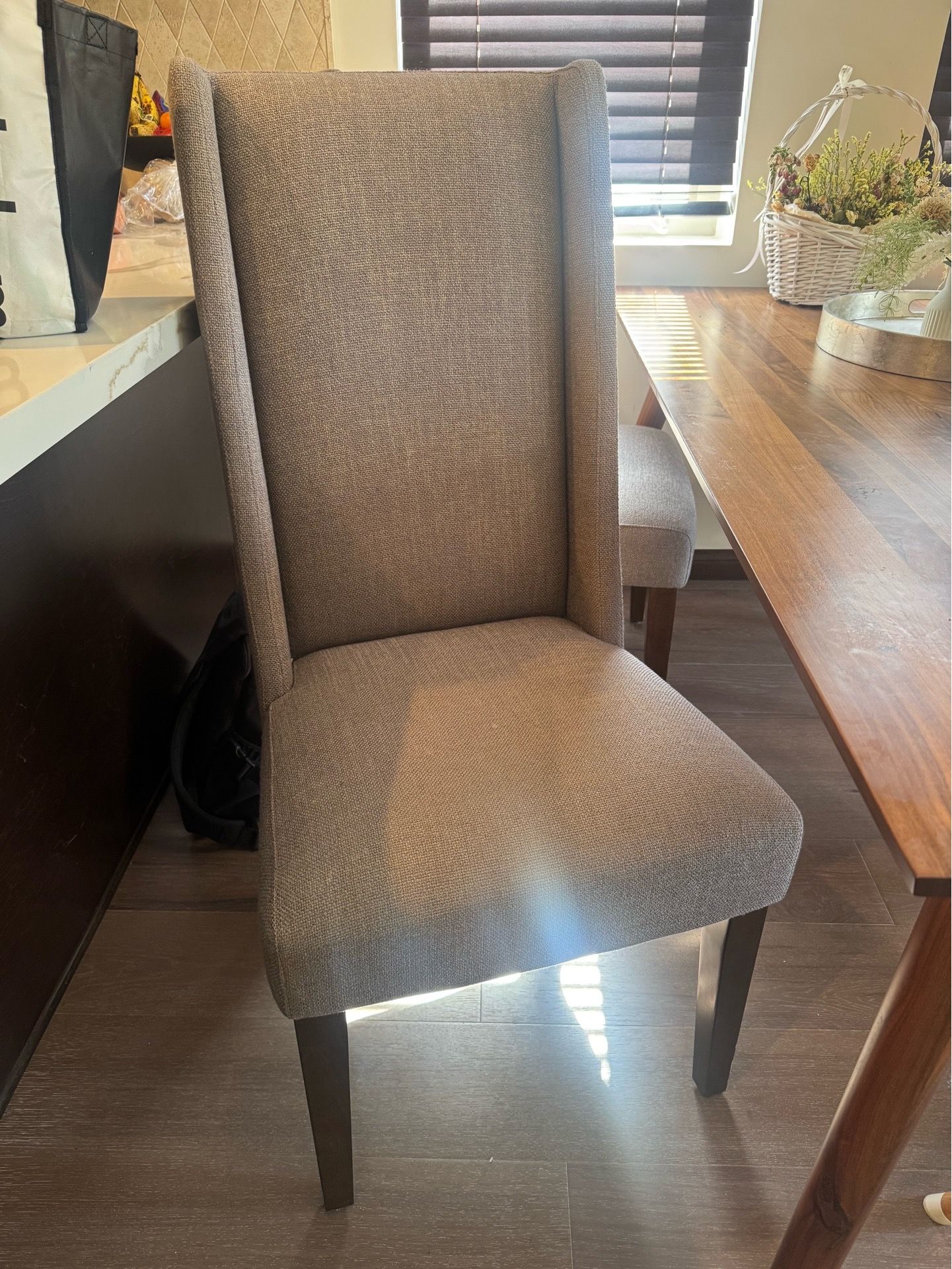 High back Upholstered Dining Chairs (4x)