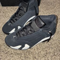 Retro Jordan 14 Black White Size 8.5