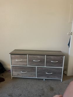 Dresser