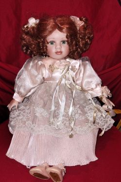 Wondertreats Inc. Collectible Porcelain Doll with Stand. 20"

