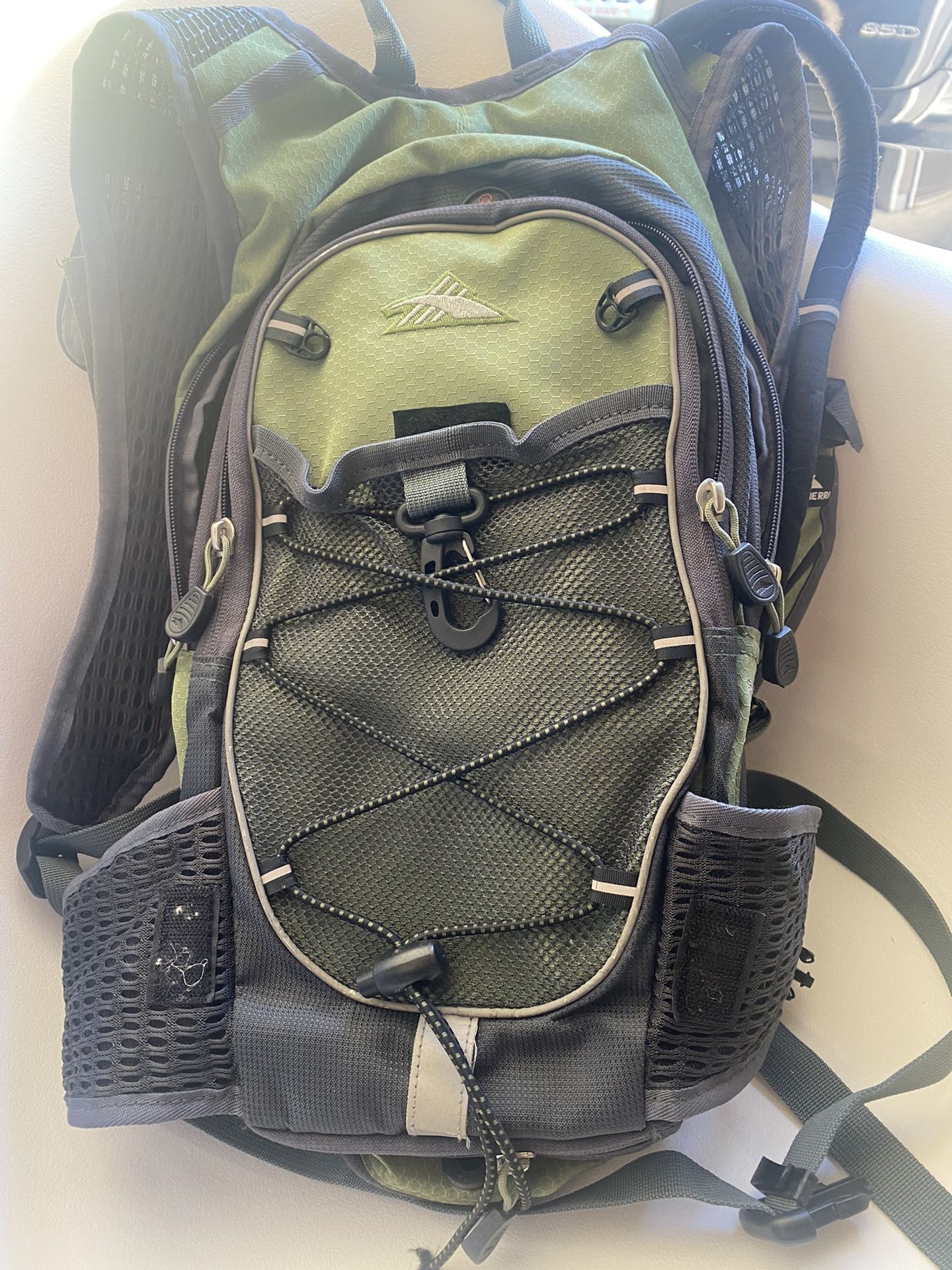 High Sierra Hydration Backpack